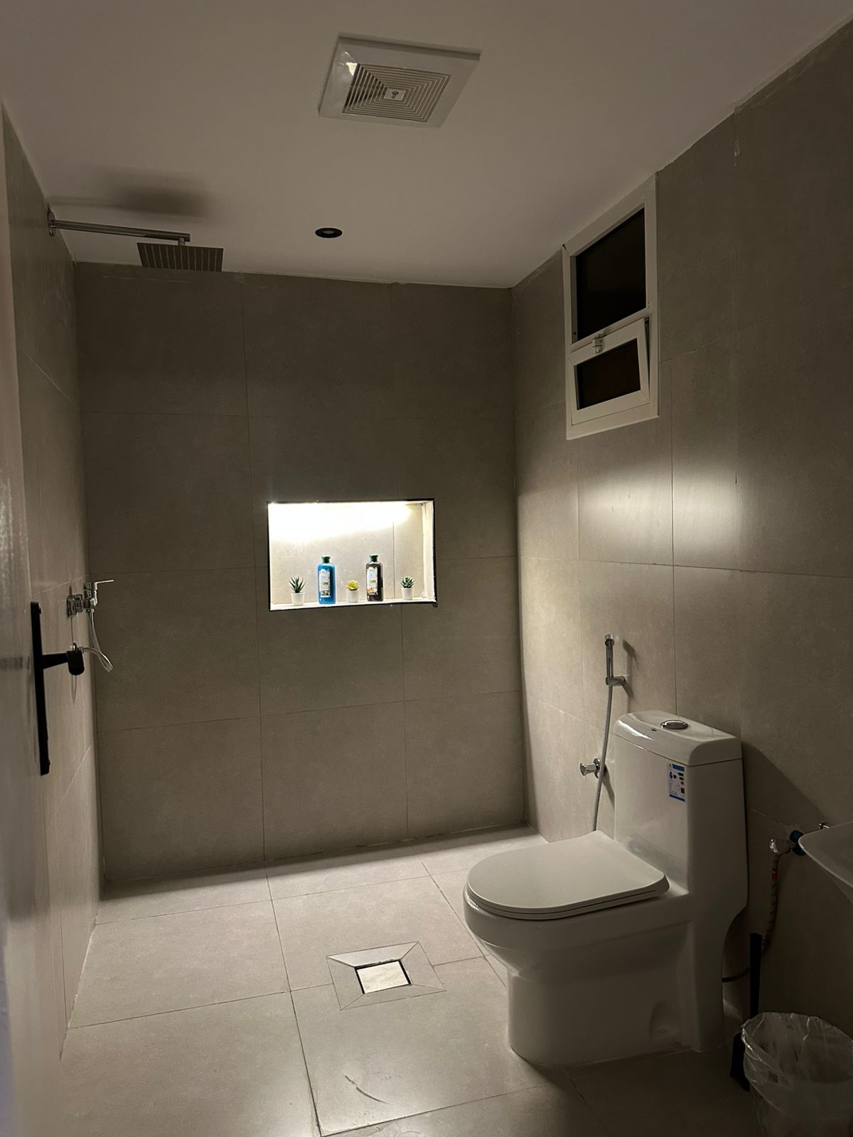 تنورونا غرفه وصاله بدخول ذكي