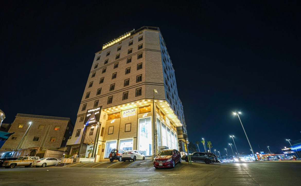 غرفتين وصاله ودورتين مياه