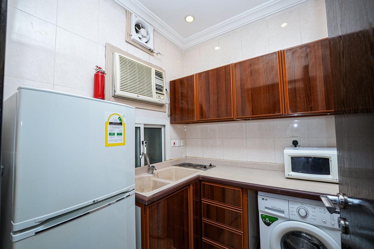 غرفتين وصاله ودورتين مياه